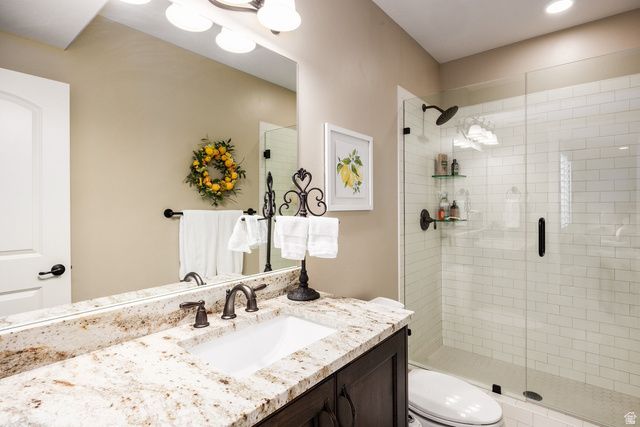 10847 S HIDDENWOOD DR, Sandy, UT 84092