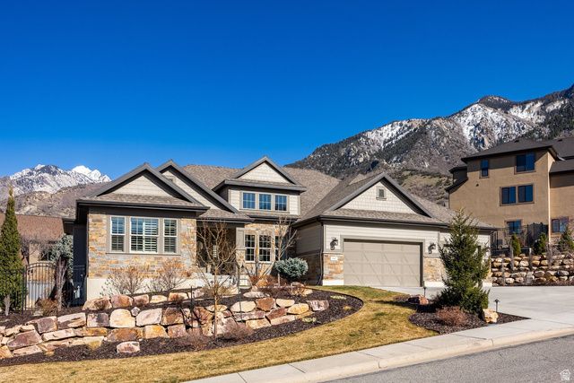 10847 S HIDDENWOOD DR, Sandy, UT 84092