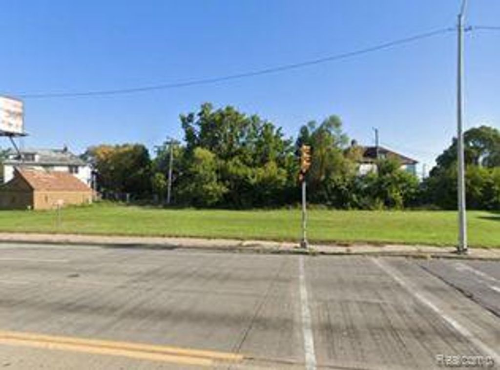 10224 Grand River Avenue, Detroit, MI 48204