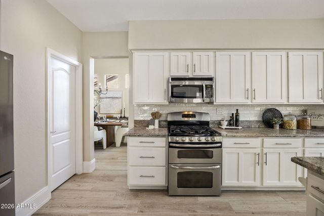 4718 E VIA MONTOYA Drive, Phoenix, AZ 85050