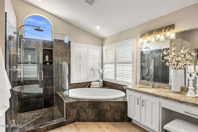 4718 E VIA MONTOYA Drive, Phoenix, AZ 85050