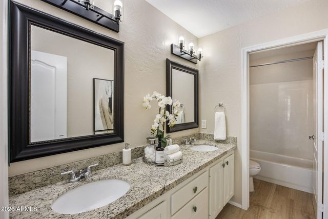 4718 E VIA MONTOYA Drive, Phoenix, AZ 85050