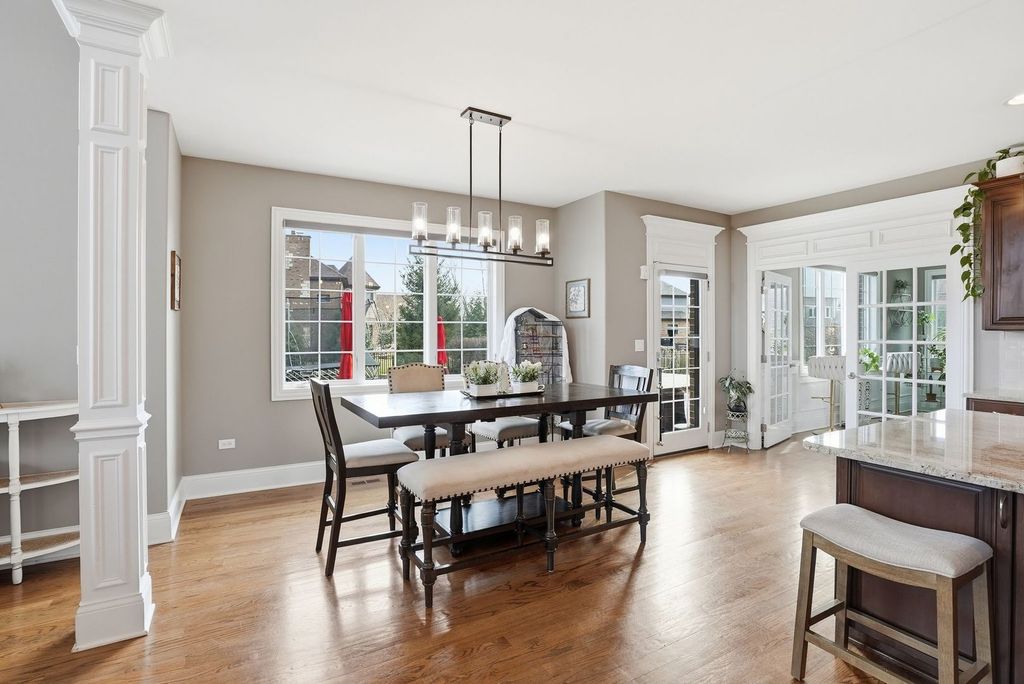 Image 12 of property listing at 8743 Stone Creek Boulevard, Frankfort, IL 60423