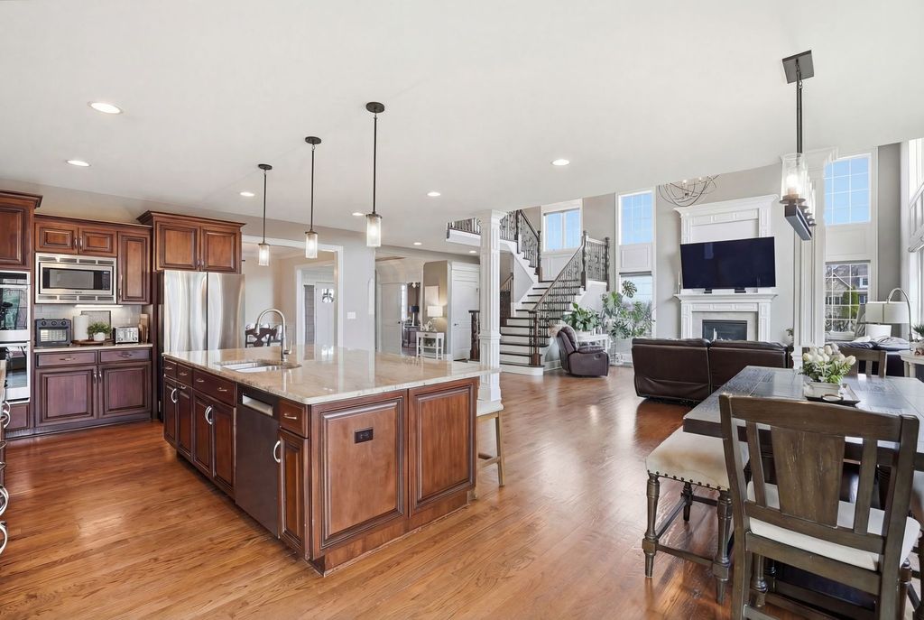 Image 13 of property listing at 8743 Stone Creek Boulevard, Frankfort, IL 60423