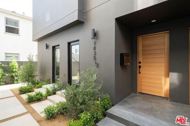 1435 S Crescent Heights Boulevard, Los Angeles, CA 90035