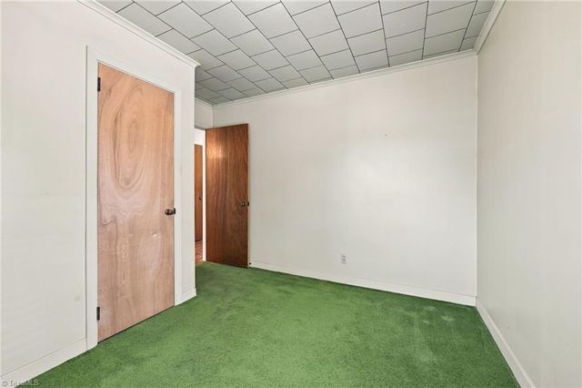 819 Carolina Avenue, Thomasville, NC 27360