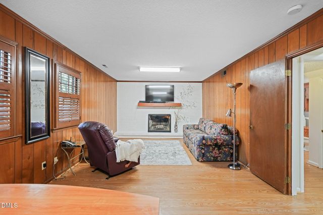 5523 Newberry Drive, Raleigh, NC 27609