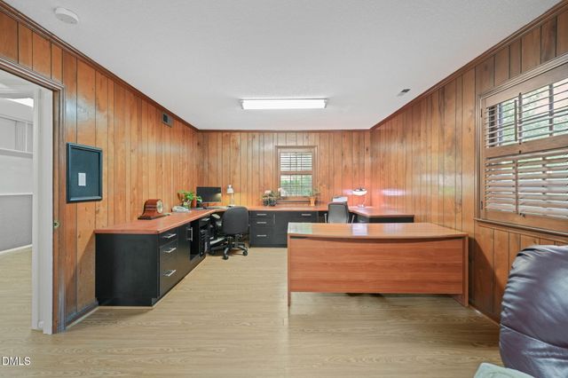 5523 Newberry Drive, Raleigh, NC 27609