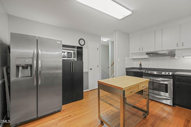 5523 Newberry Drive, Raleigh, NC 27609