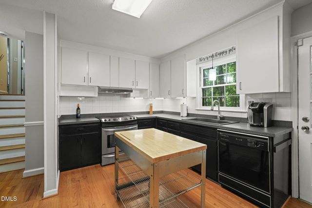 5523 Newberry Drive, Raleigh, NC 27609