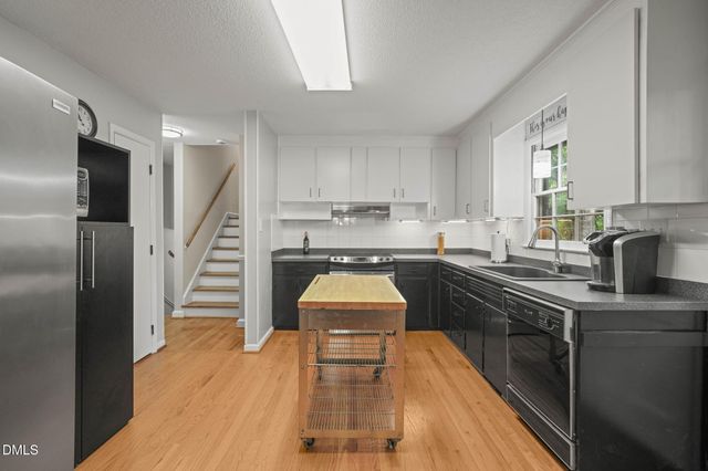 5523 Newberry Drive, Raleigh, NC 27609