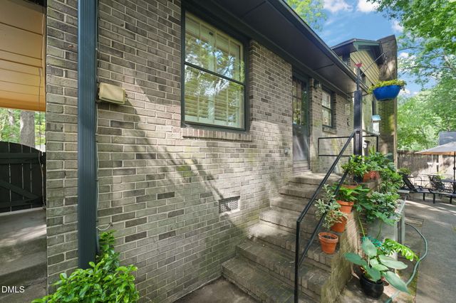 5523 Newberry Drive, Raleigh, NC 27609