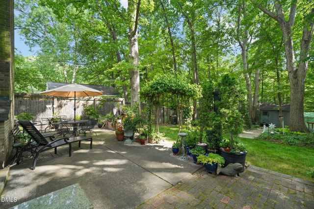 5523 Newberry Drive, Raleigh, NC 27609