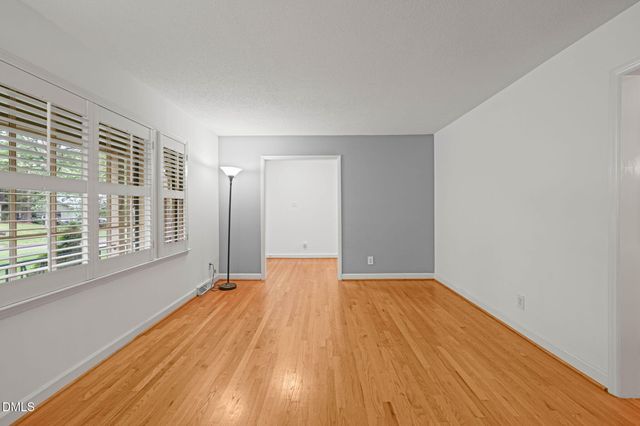 5523 Newberry Drive, Raleigh, NC 27609