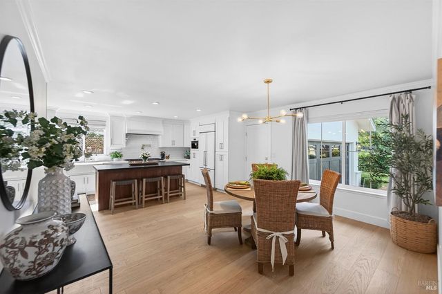 2543 Pinot Way, St. Helena, CA 94574