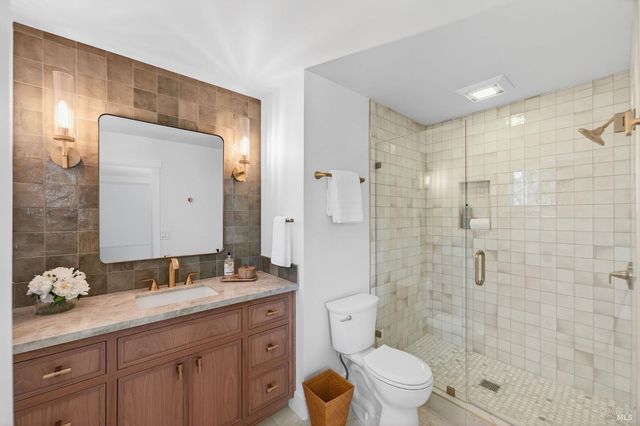 2543 Pinot Way, St. Helena, CA 94574