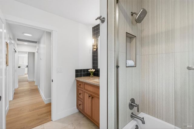 2543 Pinot Way, St. Helena, CA 94574