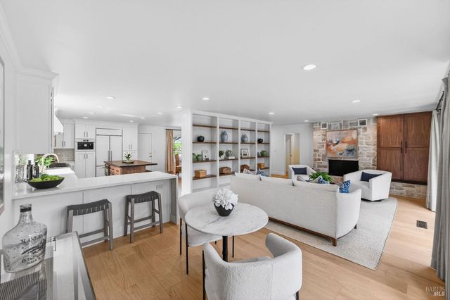 2543 Pinot Way, St. Helena, CA 94574