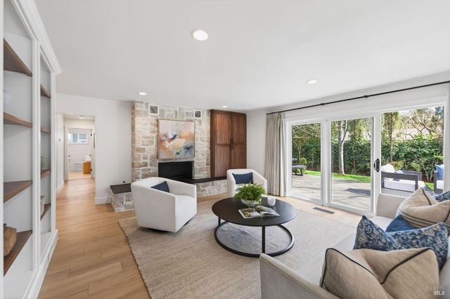 2543 Pinot Way, St. Helena, CA 94574