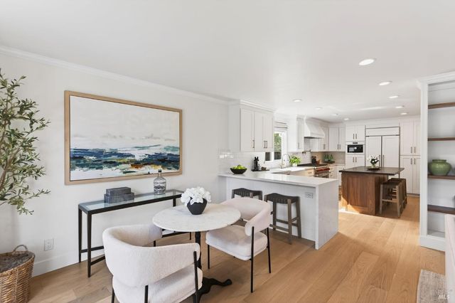 2543 Pinot Way, St. Helena, CA 94574