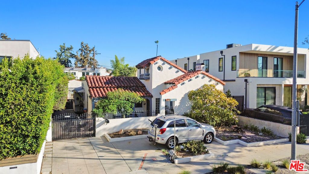 6571 Colgate Avenue, Los Angeles, CA 90048