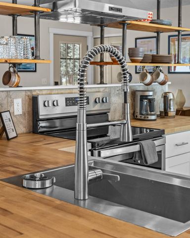 69322 Hackamore, Sisters, OR 97759