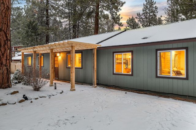 69322 Hackamore, Sisters, OR 97759