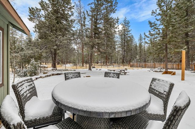 69322 Hackamore, Sisters, OR 97759