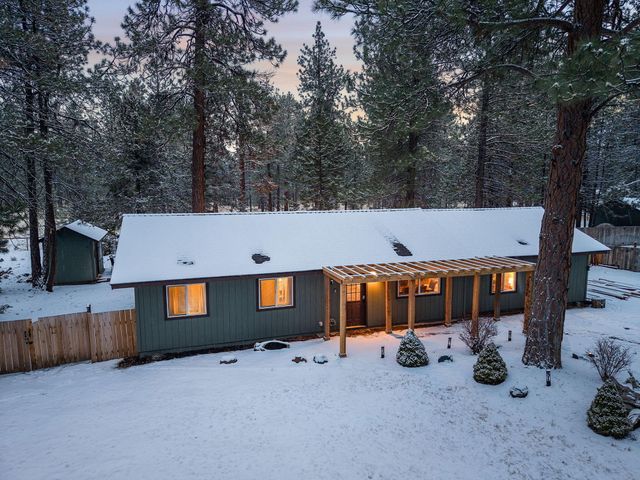 69322 Hackamore, Sisters, OR 97759