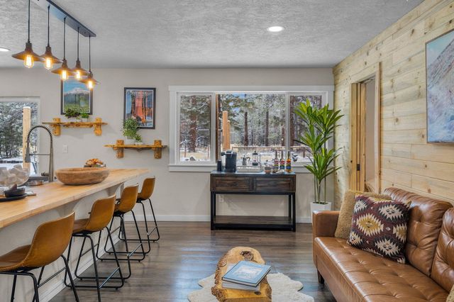 69322 Hackamore, Sisters, OR 97759