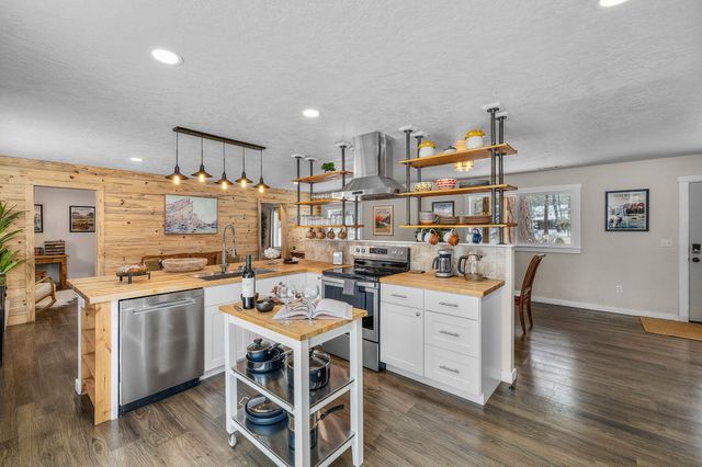 69322 Hackamore, Sisters, OR 97759