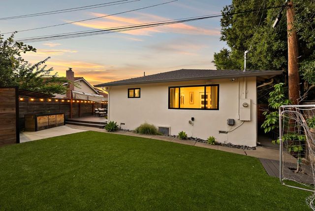 2974 Ridge Court, Santa Clara, CA 95051
