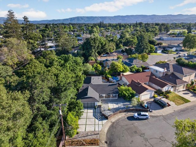 2974 Ridge Court, Santa Clara, CA 95051