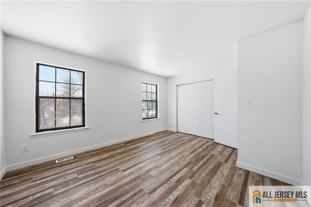 303 Maplecrest Road, Edison, NJ 08820