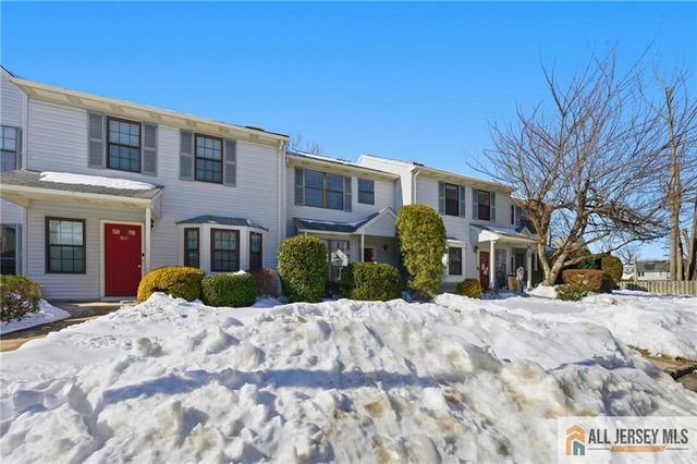 303 Maplecrest Road, Edison, NJ 08820