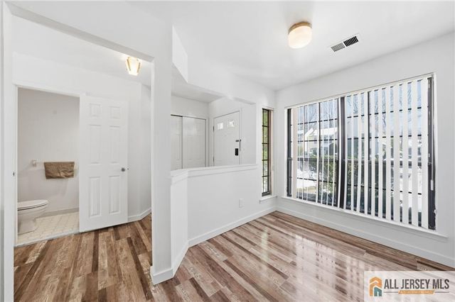 303 Maplecrest Road, Edison, NJ 08820