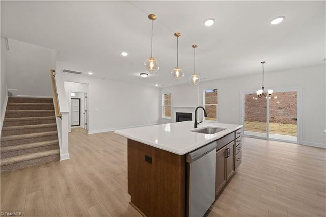 2383 Robbins Perch West Court, Kernersville, NC 27284