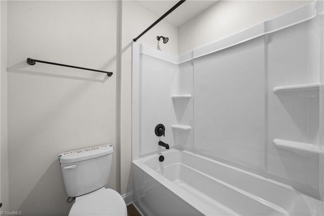 2383 Robbins Perch West Court, Kernersville, NC 27284