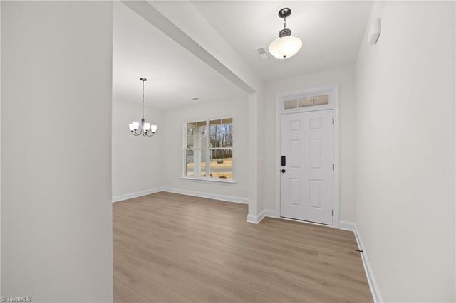 2383 Robbins Perch West Court, Kernersville, NC 27284