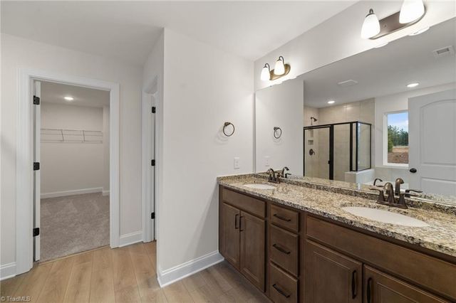 2383 Robbins Perch West Court, Kernersville, NC 27284