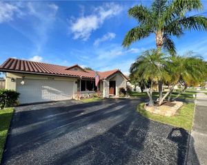 7719 NW 21st St, Margate, FL 33063