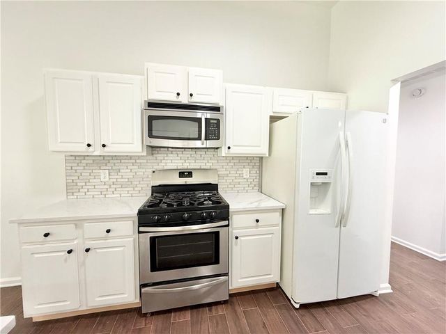 917 Keldron Court, Lawrenceville, GA 30045