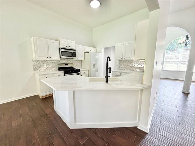 917 Keldron Court, Lawrenceville, GA 30045