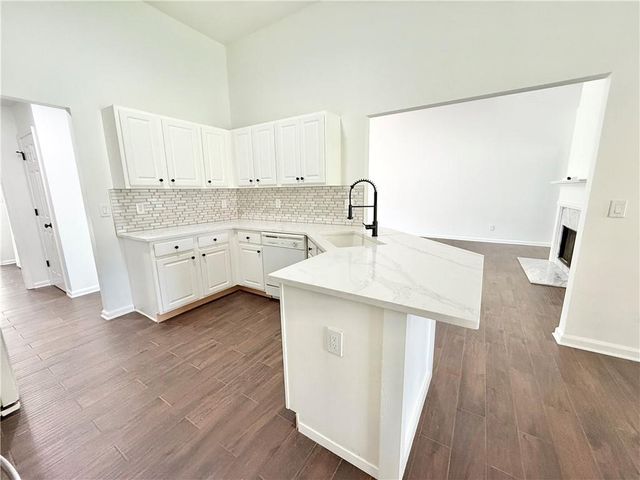 917 Keldron Court, Lawrenceville, GA 30045
