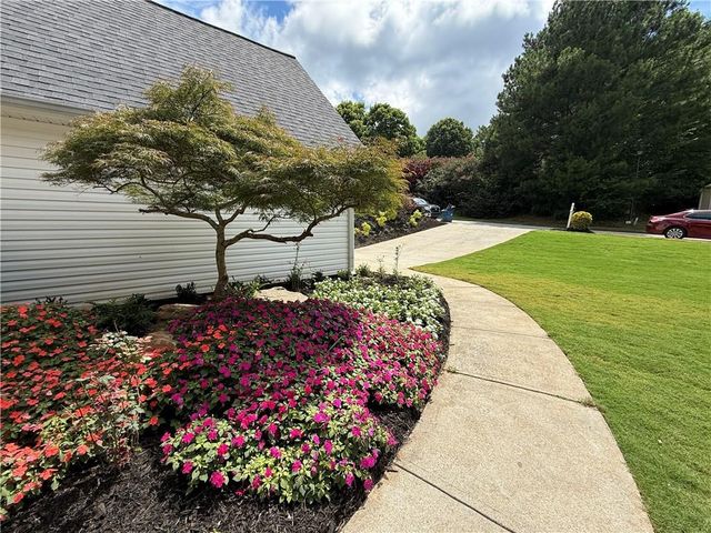 917 Keldron Court, Lawrenceville, GA 30045