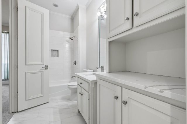 17431 Woods Edge Drive, Dallas, TX 75287