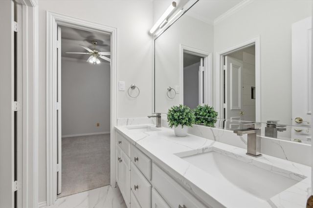 17431 Woods Edge Drive, Dallas, TX 75287