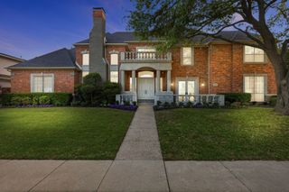 17431 Woods Edge Drive, Dallas, TX 75287