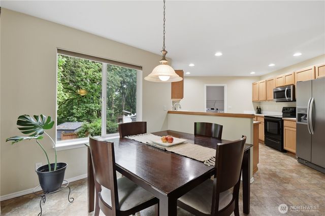 11808 57th Avenue SE, Snohomish, WA 98296