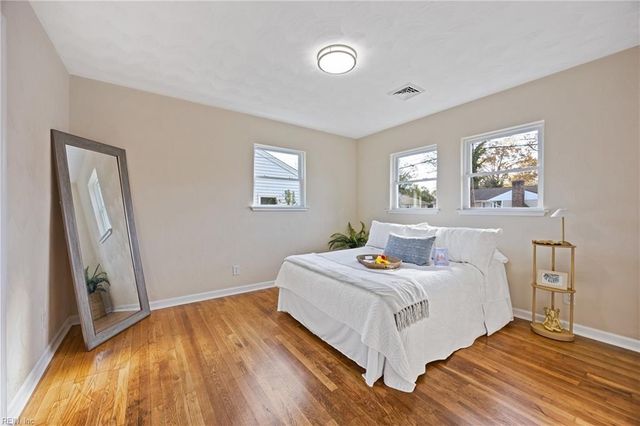 1212 Oak Park AVE, Norfolk, VA 23503